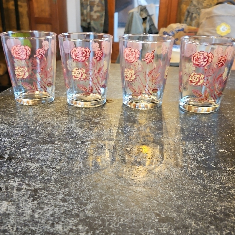 Hazel-Atlas Roses Rocks GLASS - Set of 4